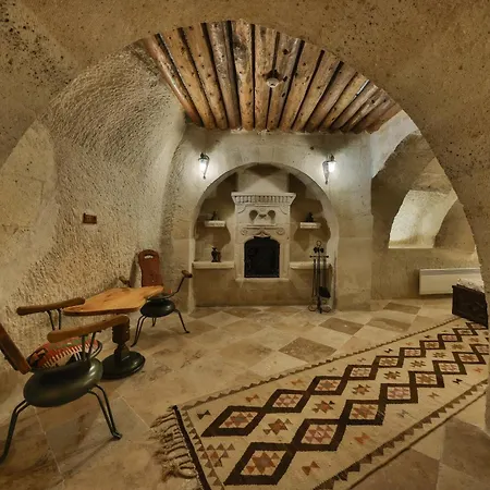 Nora Cave Hotel *