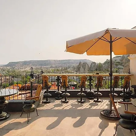 فندق Nora Cave House